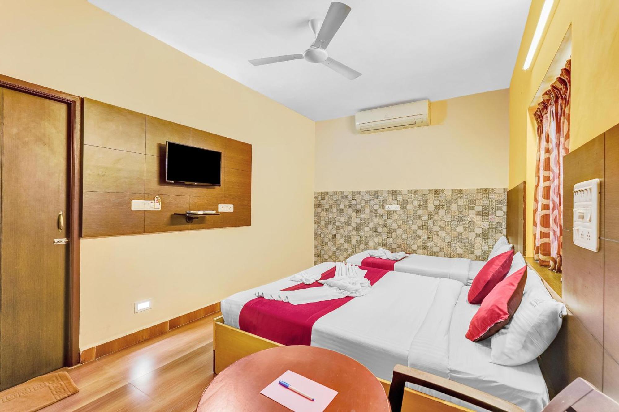 Season 4 Residences -Thiruvanmiyur Near Tidel park Apollo Proton cancer center&IIT Madras Research Park Exterior foto
