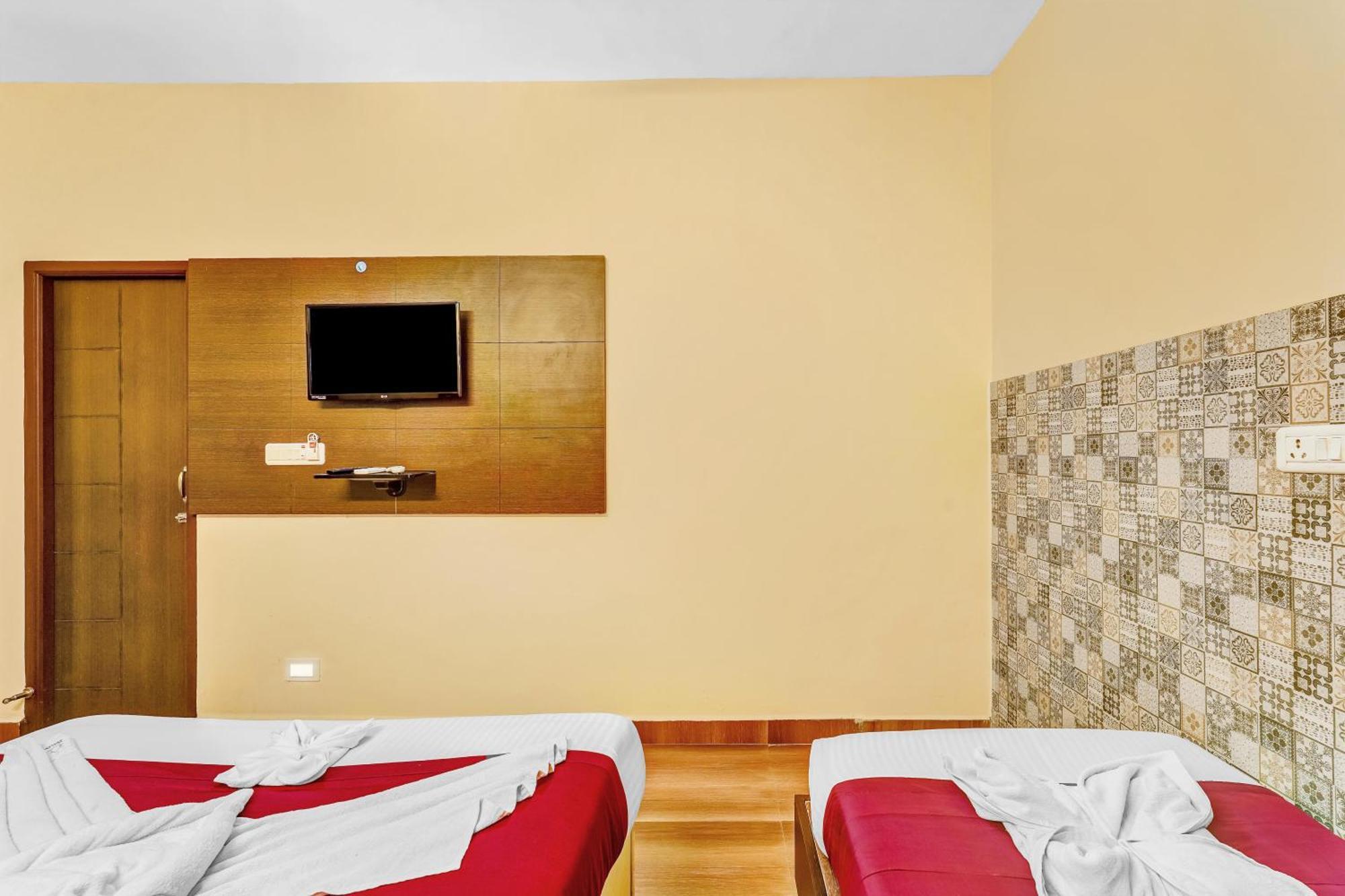 Season 4 Residences -Thiruvanmiyur Near Tidel park Apollo Proton cancer center&IIT Madras Research Park Exterior foto