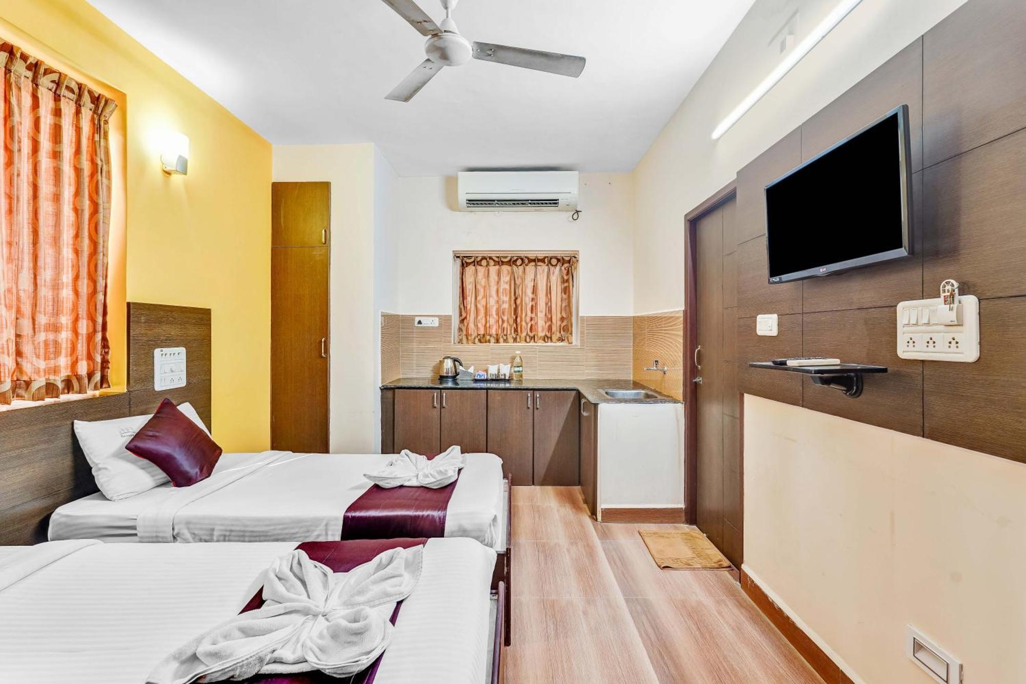 Season 4 Residences -Thiruvanmiyur Near Tidel park Apollo Proton cancer center&IIT Madras Research Park Exterior foto